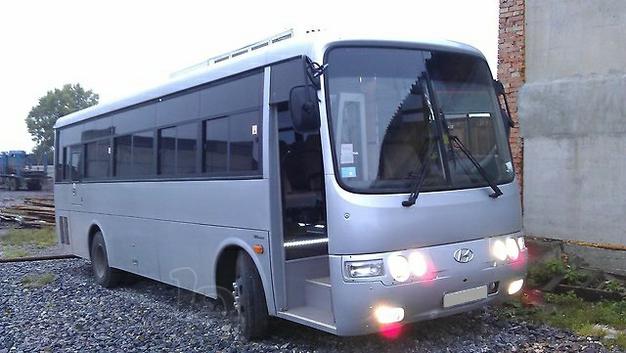 Пригородный автобус Hyundai Aero Town 33+1